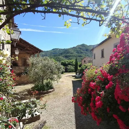 Tuscan Hideaway With Pool Prázdninový dům *